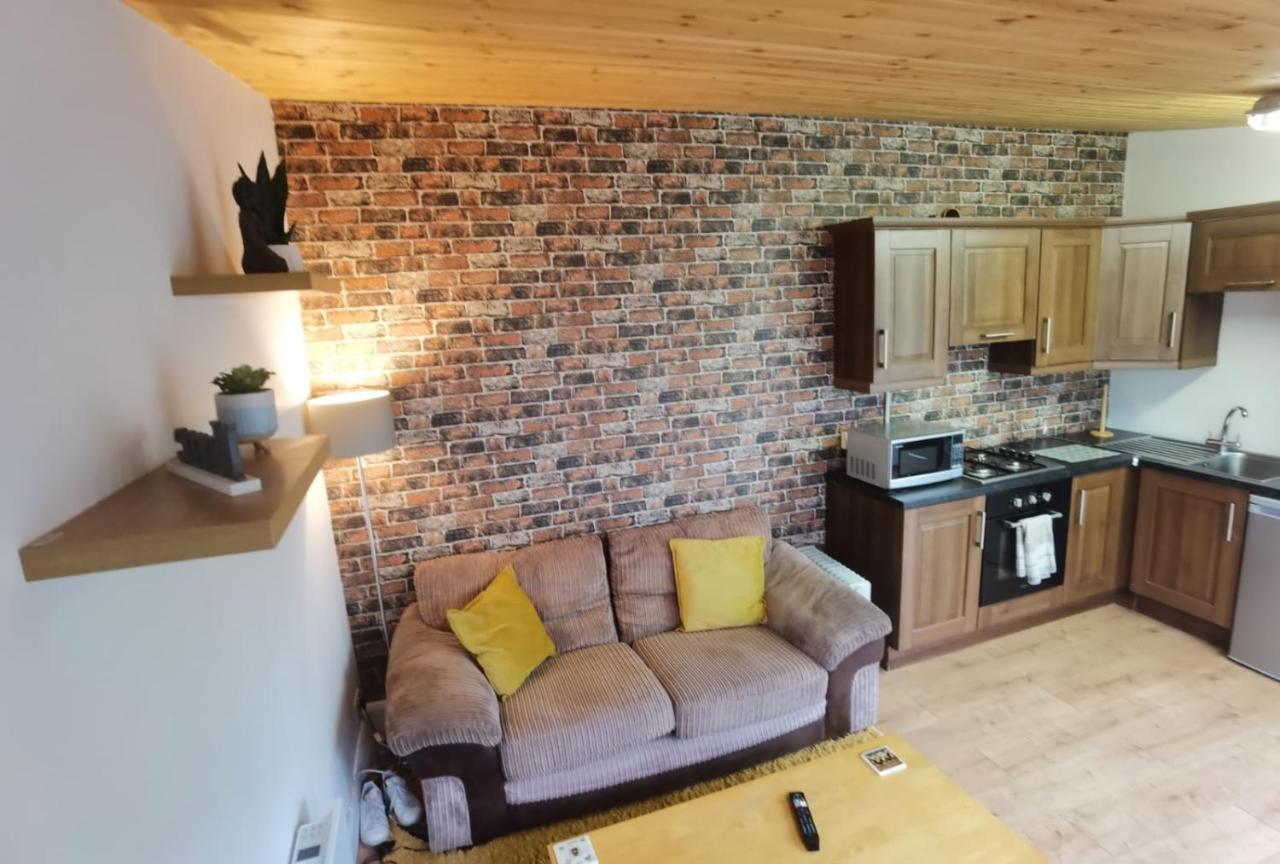 The Snug Apartamento Letterkenny Exterior foto